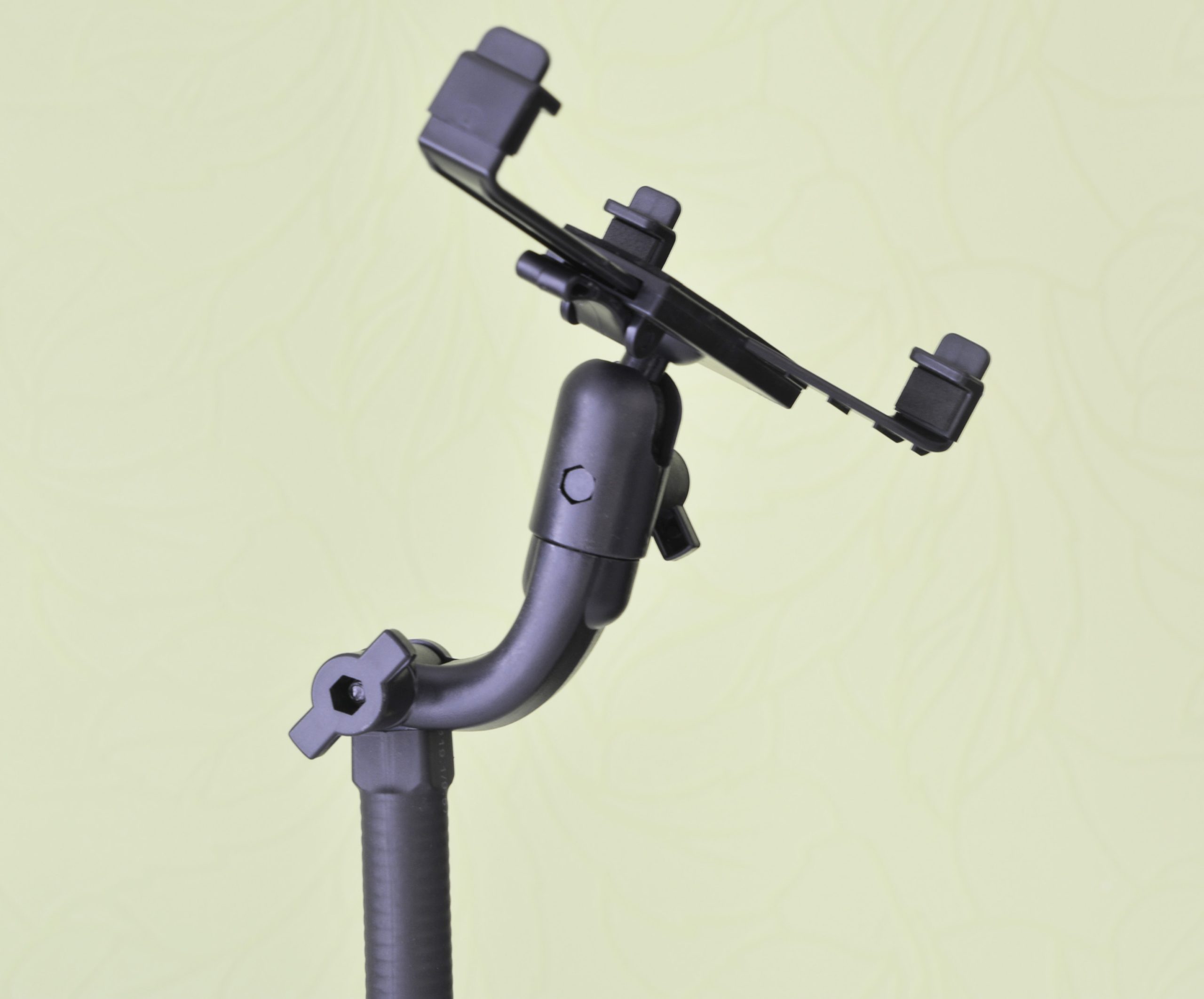 Uchwyt 4D na tablet 7-10" z zaciskiem na imadło do biurka