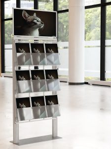 Duży prezenter 9 kieszeni na ulotki A4 210x297mm