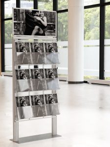 Duży prezenter 9 kieszeni na ulotki A4 210x297mm