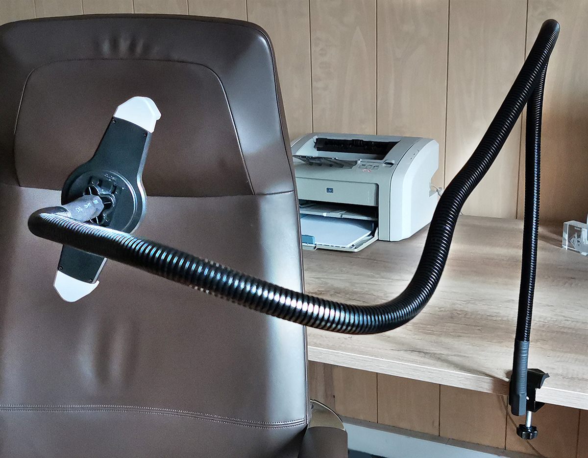 Uchwyt przyłóżkowy na tablet 10.1" 13,3" giętkie długie ramię