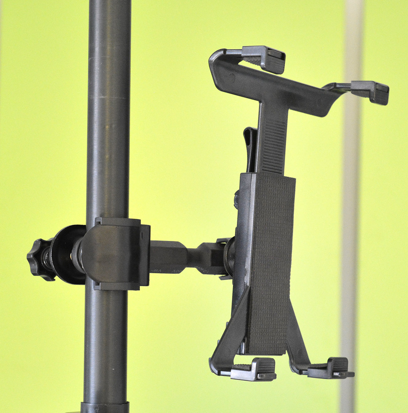 Uchwyt na tablet do rurki lub blatu 7" 10,1" Model.VR8