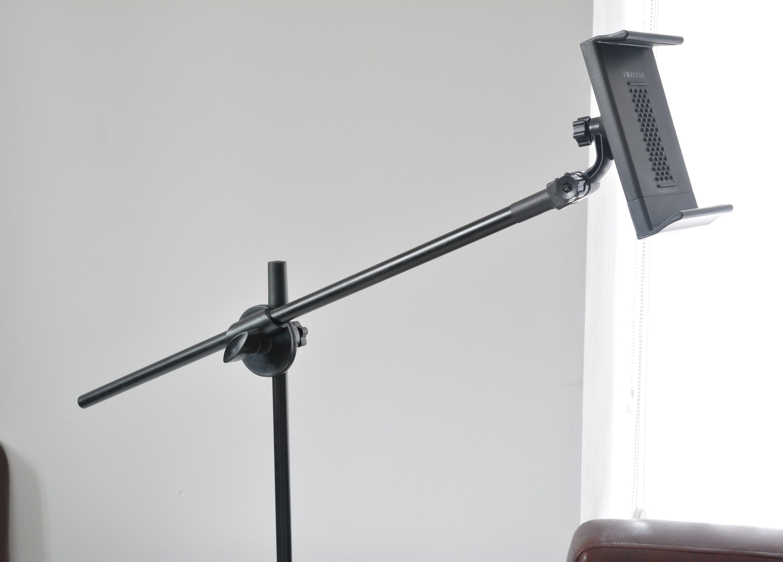 Uchwyt na tablet mocowany do biurka z systemem HR obracany w każdej osi z głowicą do tabletu