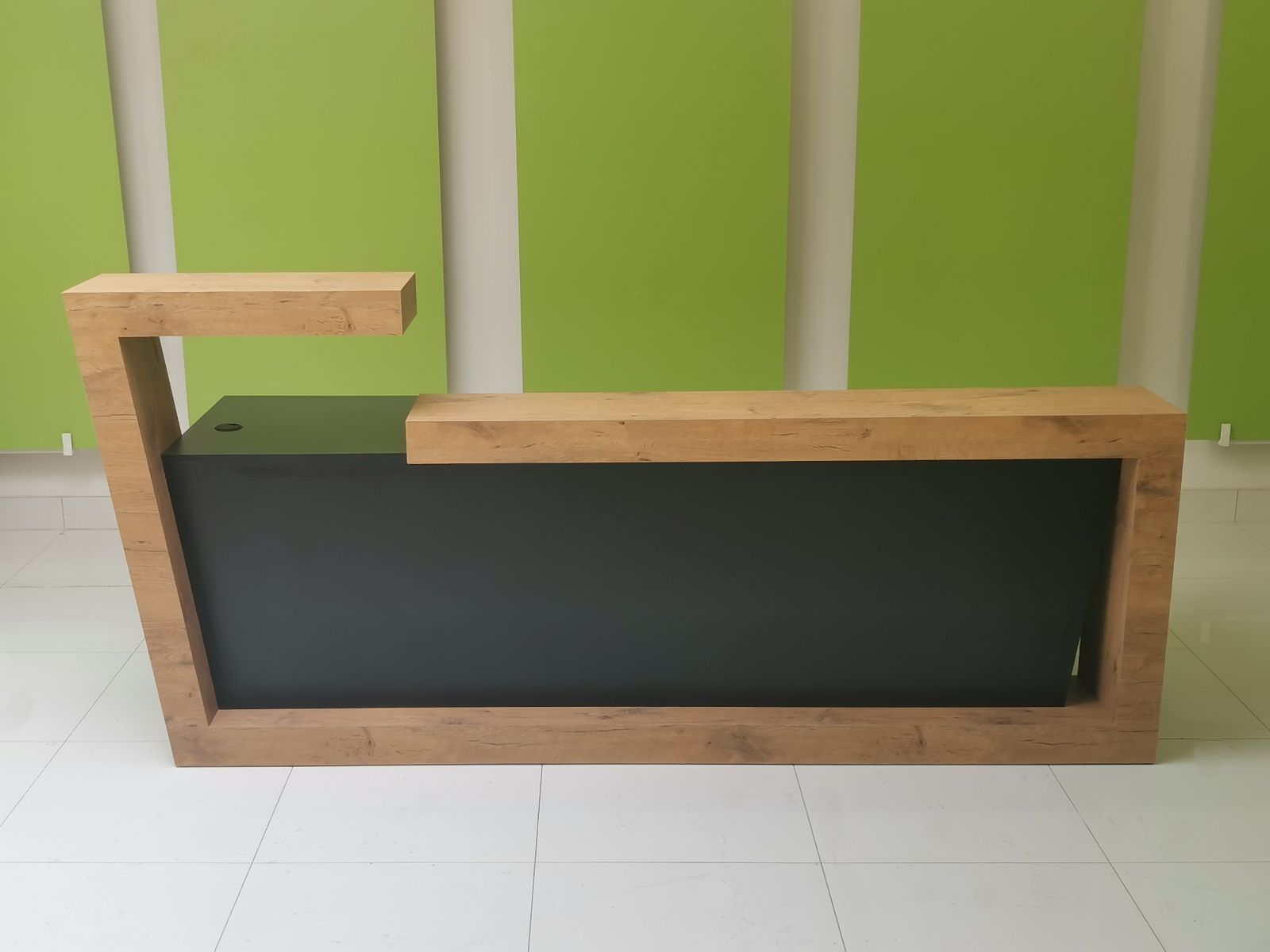 Nowoczesna lada z podświetleniem