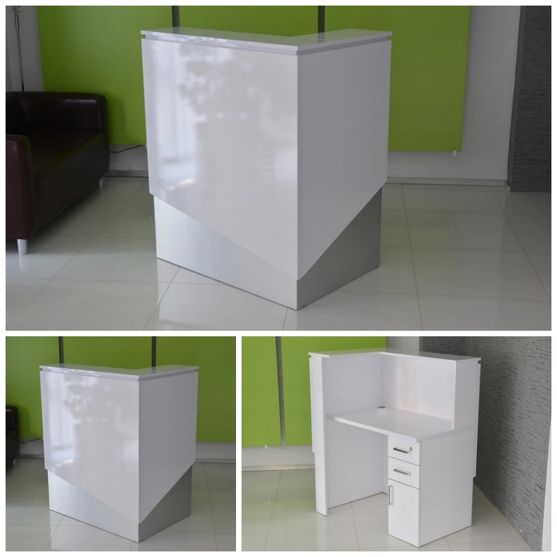 Lada recepcyjna do salonu