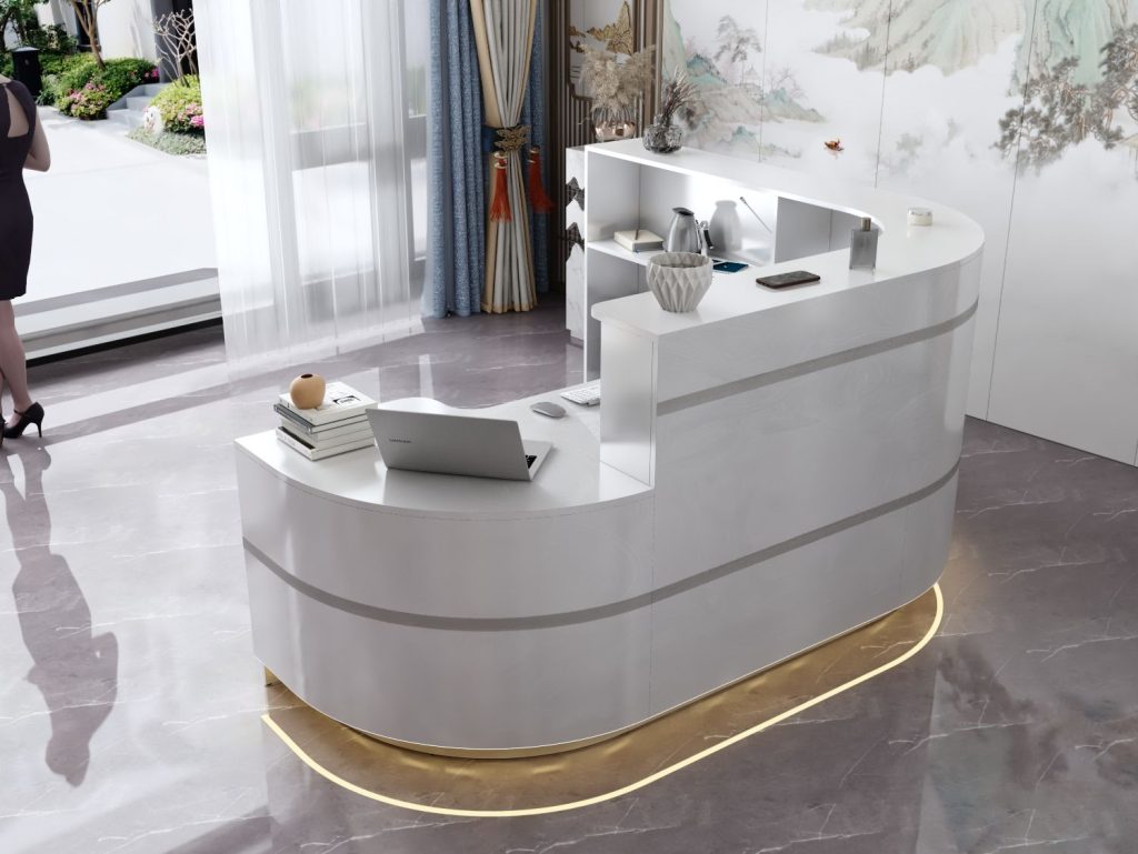 Lada recepcyjna na wymiar