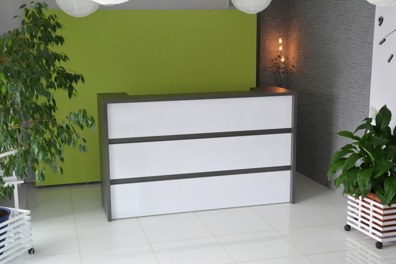 lada recepcyjna z oświetleniem