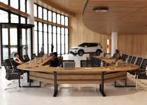 Stół konferencyjny zaokrąglony