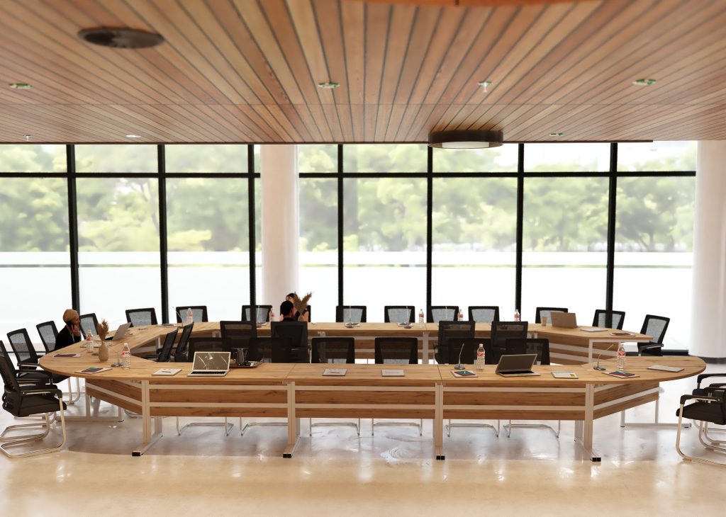 Stół konferencyjny zaokrąglony