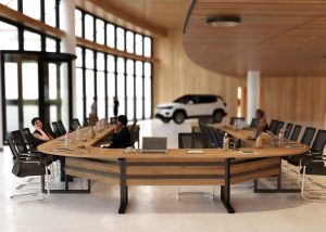 Stół konferencyjny zaokrąglony