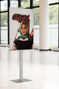 Składany stojak ekspozytor prezenter na plakat B1 707x1000mm