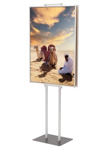 Ramki plakatowe są odpinane. Dwustronny składany stojak ekspozytor na plakat 2 x B1 707x1000mm